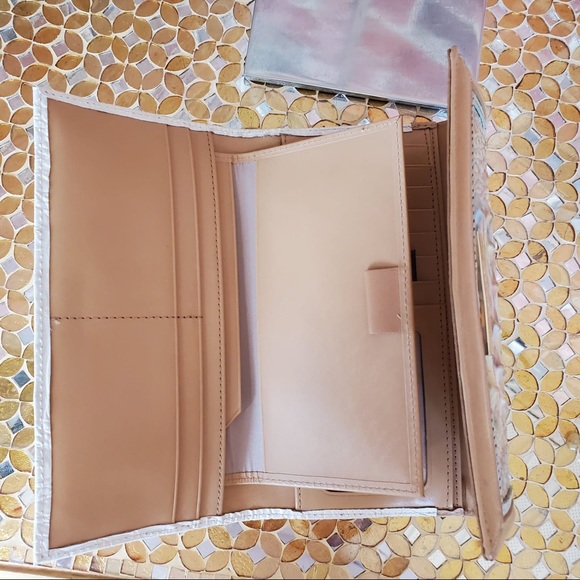 Brahmin Celia Allendale Poppy Seed+ Wallet NWT - Picture 11 of 11